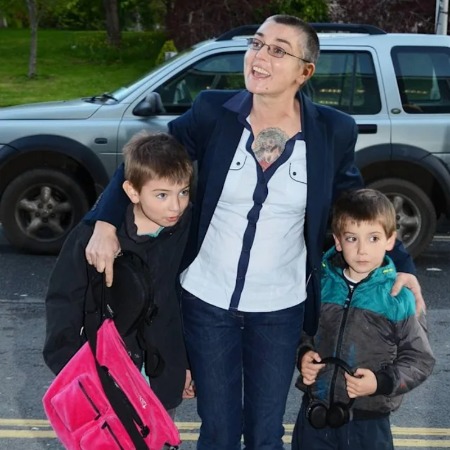 Sinéad' O'Connor with his sons Shean Lunny and Yeshua Bonadio. 